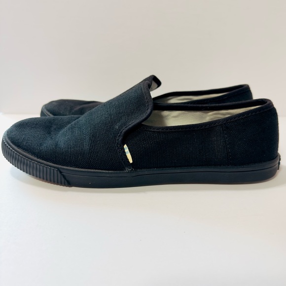 Toms Shoes - Toms Slip On Shoes Size 7.5